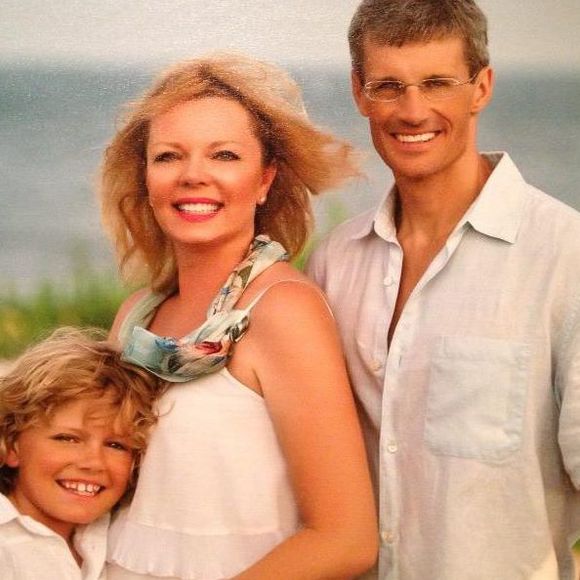 Meet your Posher, Pauline - Picture 1 of 1